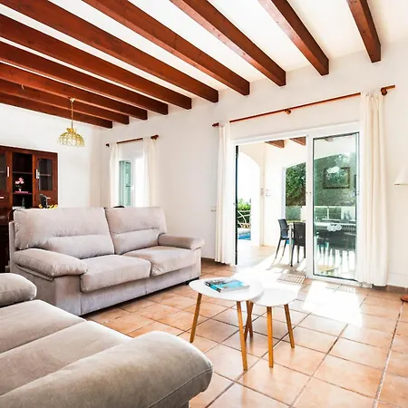 Remos Villa Binibeca